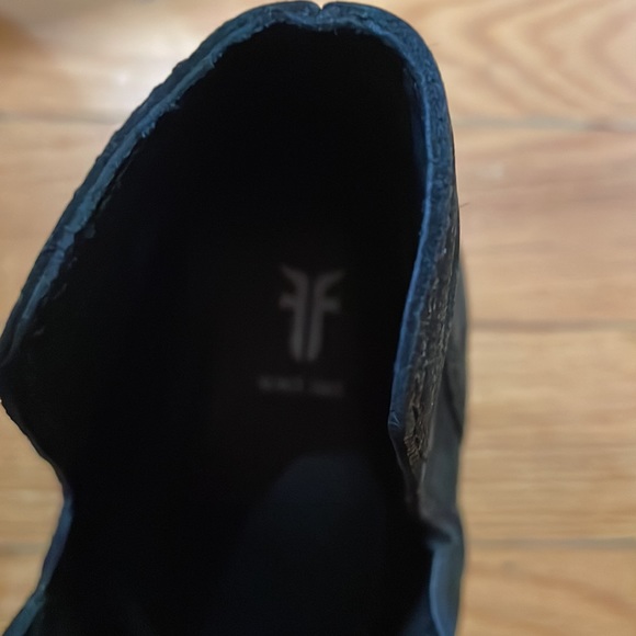 FRYE BLACK leather suede ankle boot - Picture 4 of 10